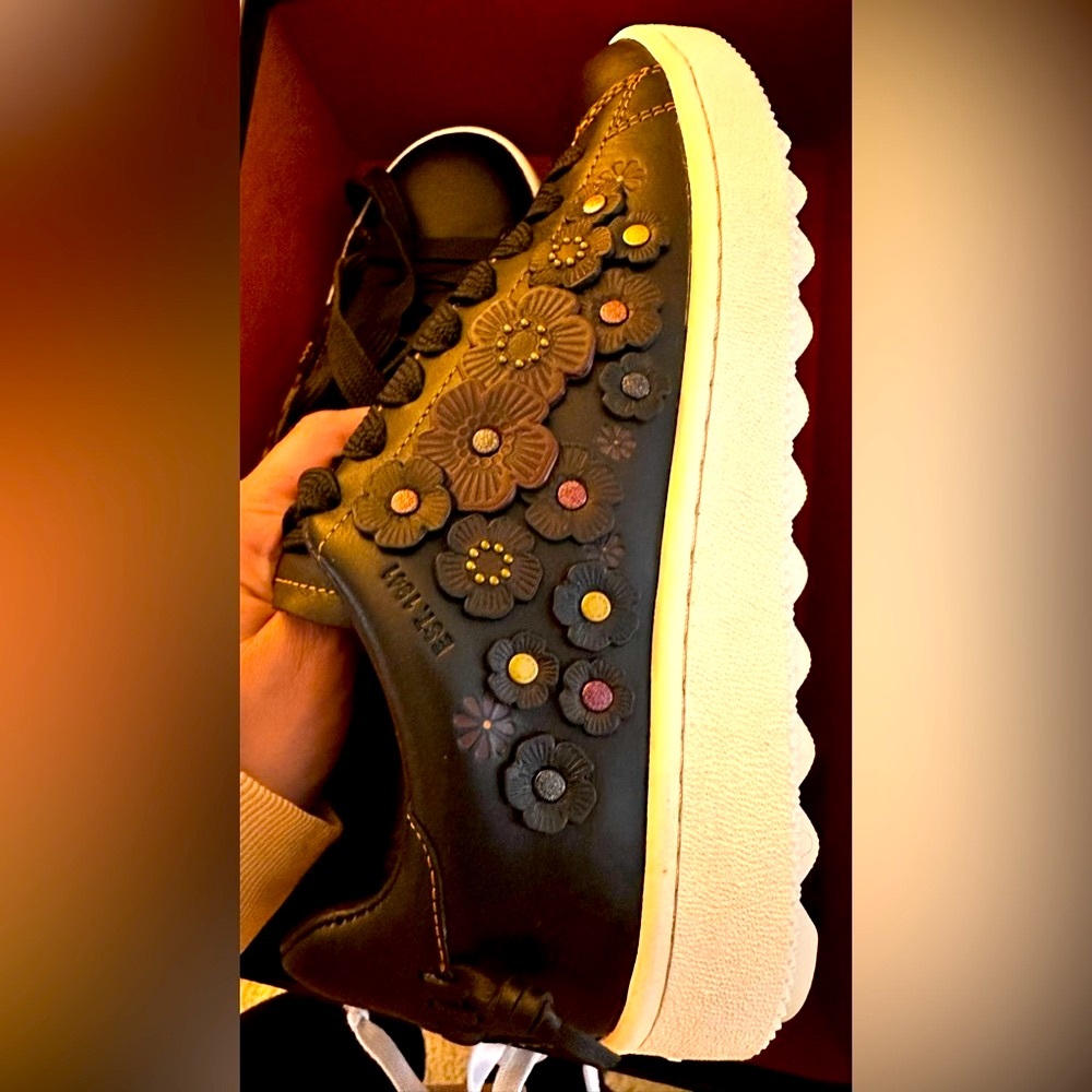 NEW! Coach Sneakers (Size 8)
